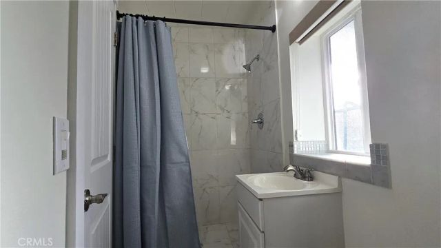 6704 Rhea Avenue, Reseda, CA 91335