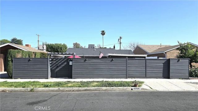 6704 Rhea Avenue, Reseda, CA 91335