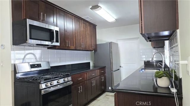 6704 Rhea Avenue, Reseda, CA 91335