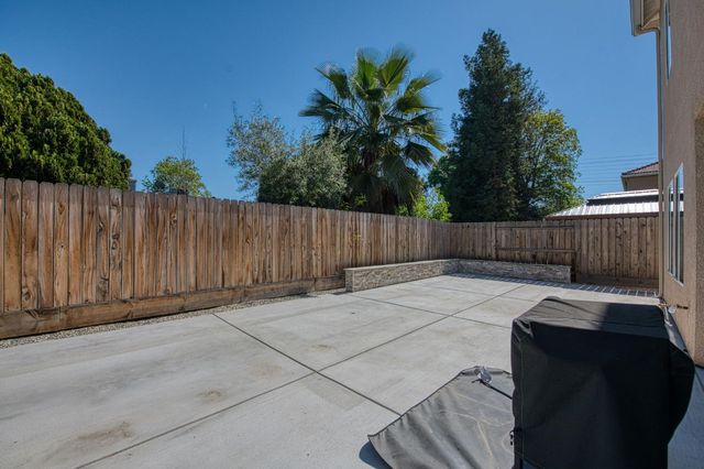 4410 W Langden Drive, Fresno, CA 93722