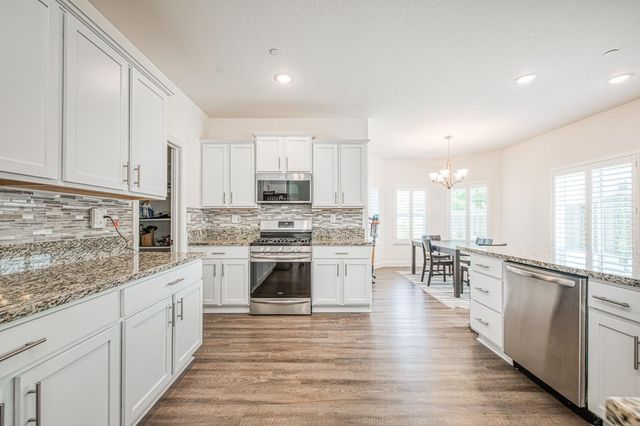 4410 W Langden Drive, Fresno, CA 93722