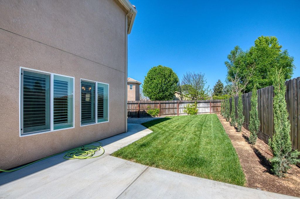 Image 24 of property listing at 4410 W Langden Drive, Fresno, CA 93722