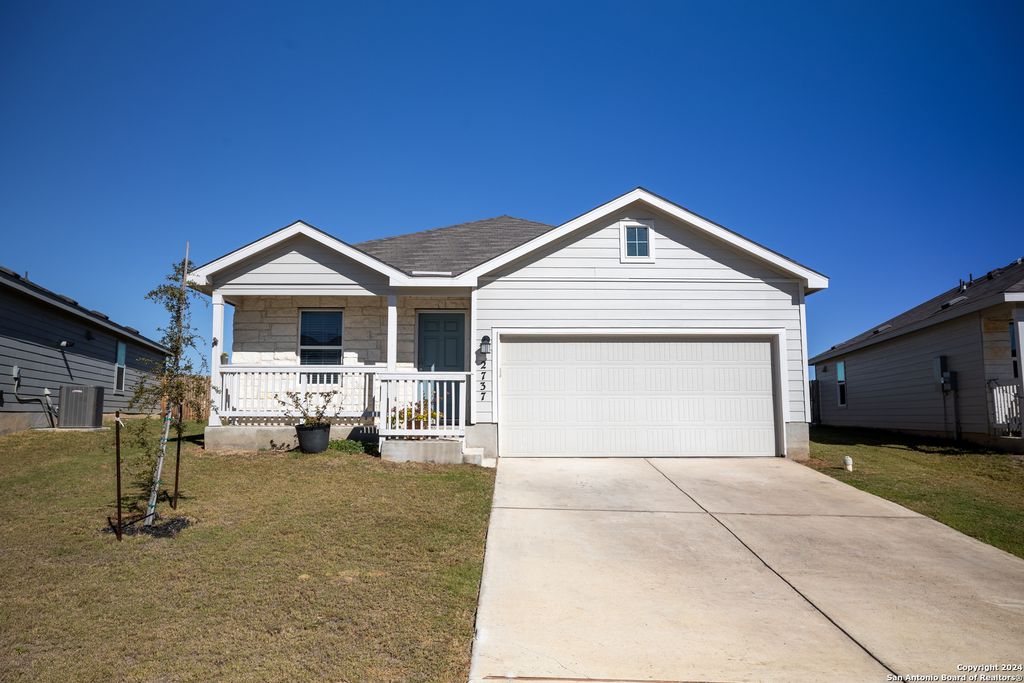 2737 Green Finch, New Braunfels, TX 78130