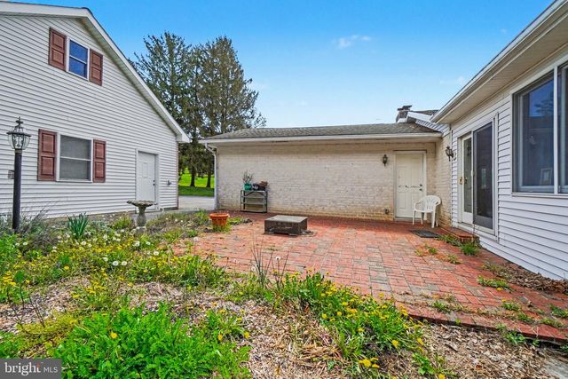 10416 JONESTOWN RD, Annville, PA 17003