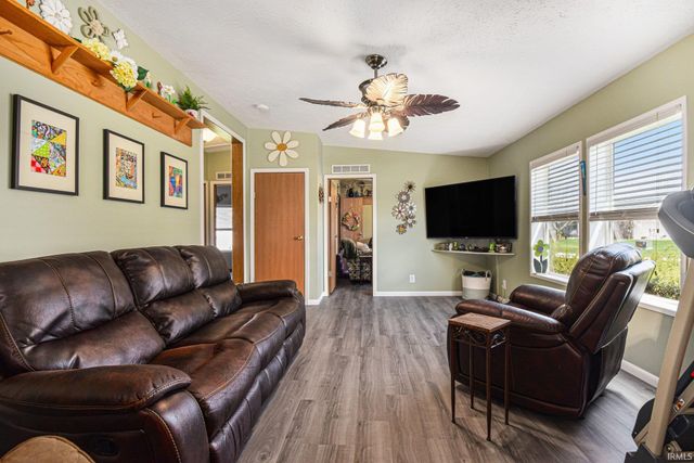 10680 Robin Lane, Plymouth, IN 46563