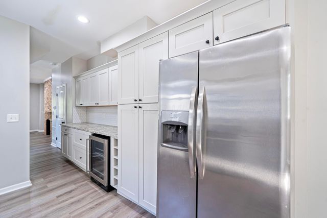 293 W Park Avenue, Columbus, OH 43223