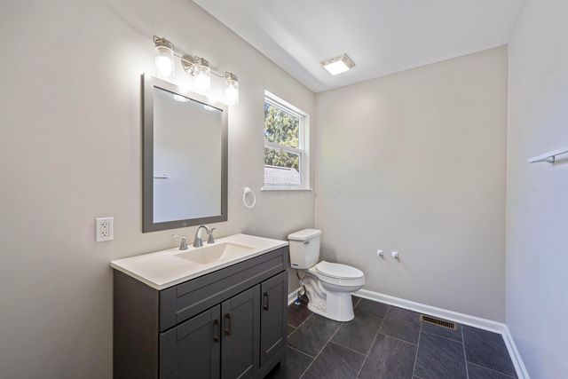 293 W Park Avenue, Columbus, OH 43223