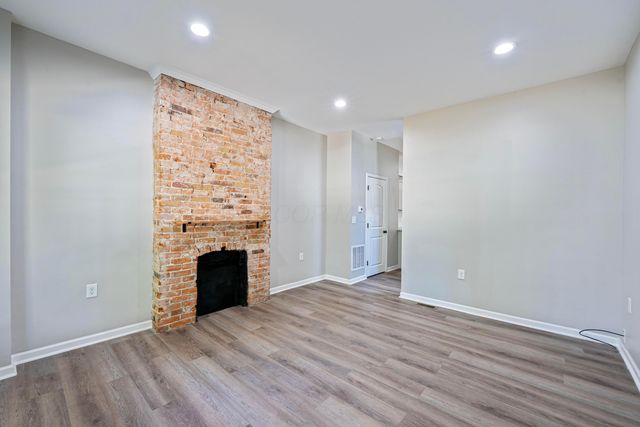 293 W Park Avenue, Columbus, OH 43223