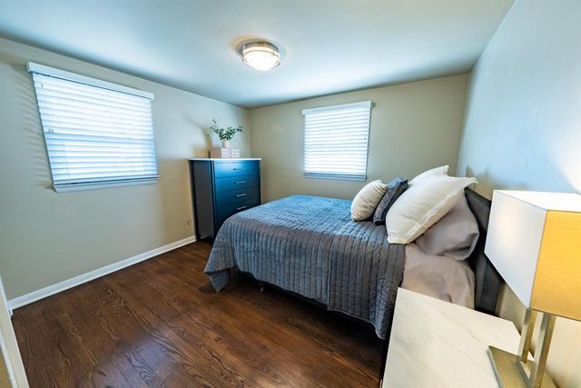 1112 BLUE RIDGE DRIVE, Green Bay, WI 54304