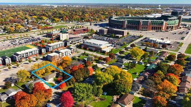 1112 BLUE RIDGE DRIVE, Green Bay, WI 54304