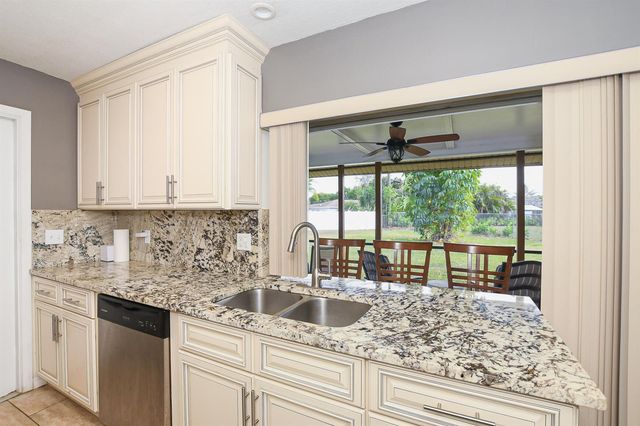 610 NW Marion Avenue, Port St. Lucie, FL 34983