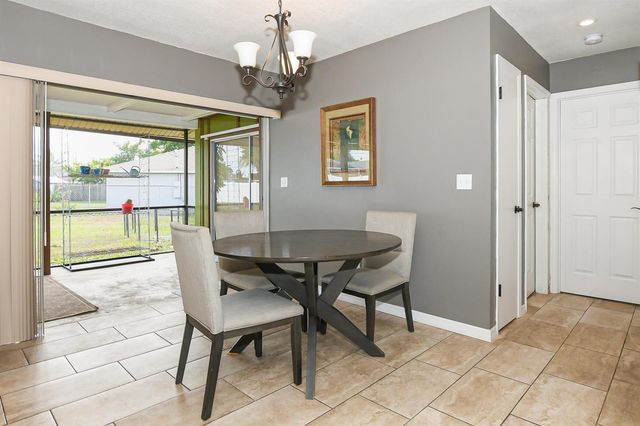 610 NW Marion Avenue, Port St. Lucie, FL 34983