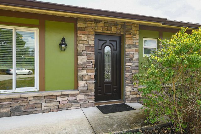 610 NW Marion Avenue, Port St. Lucie, FL 34983