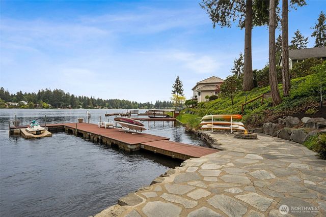 3800 Long Lake Drive SE, Olympia, WA 98503