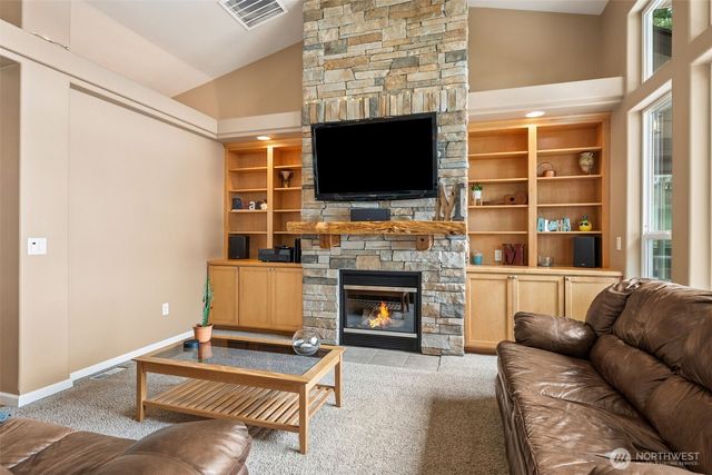 3800 Long Lake Drive SE, Olympia, WA 98503