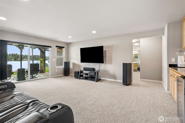 3800 Long Lake Drive SE, Olympia, WA 98503