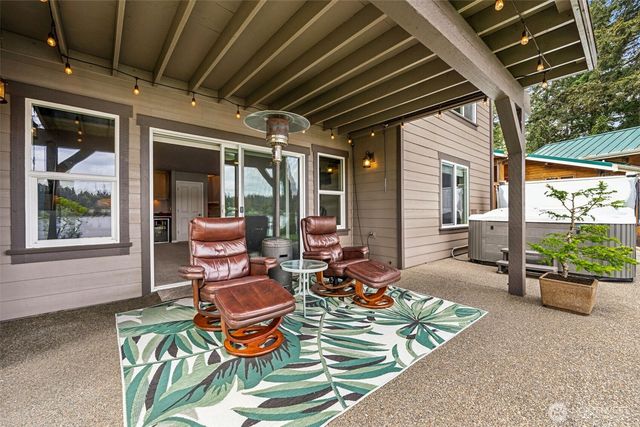 3800 Long Lake Drive SE, Olympia, WA 98503