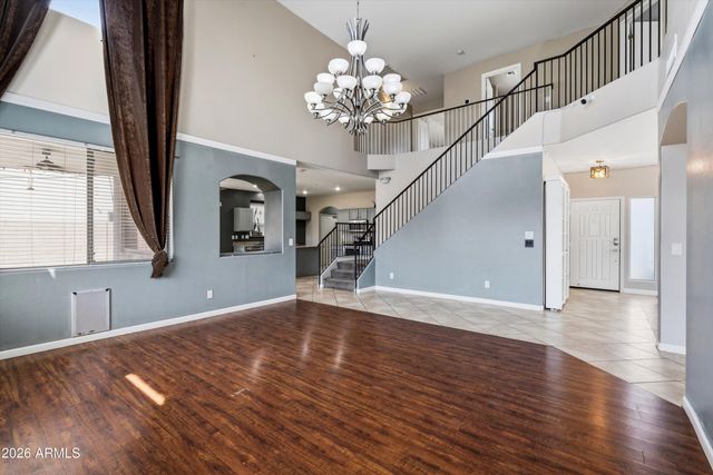 5661 W DESERT JEWEL Drive, Glendale, AZ 85302