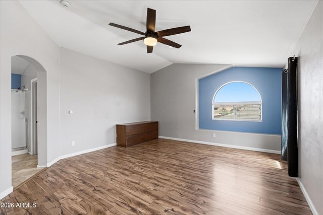 5661 W DESERT JEWEL Drive, Glendale, AZ 85302