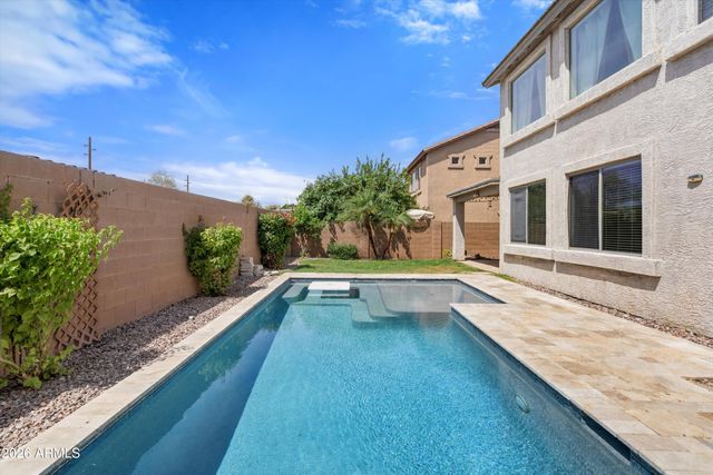 5661 W DESERT JEWEL Drive, Glendale, AZ 85302