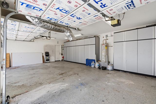 5661 W DESERT JEWEL Drive, Glendale, AZ 85302