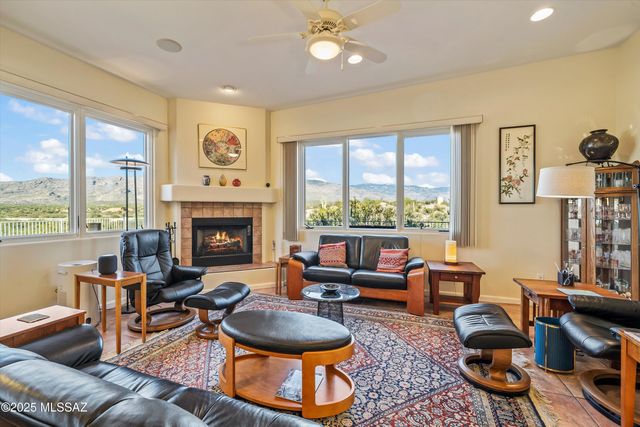 7615 S Galileo Lane, Tucson, AZ 85747