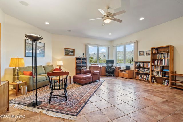 7615 S Galileo Lane, Tucson, AZ 85747