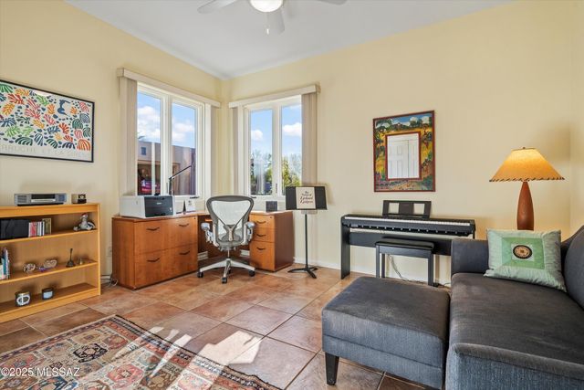 7615 S Galileo Lane, Tucson, AZ 85747