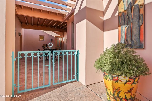 7615 S Galileo Lane, Tucson, AZ 85747