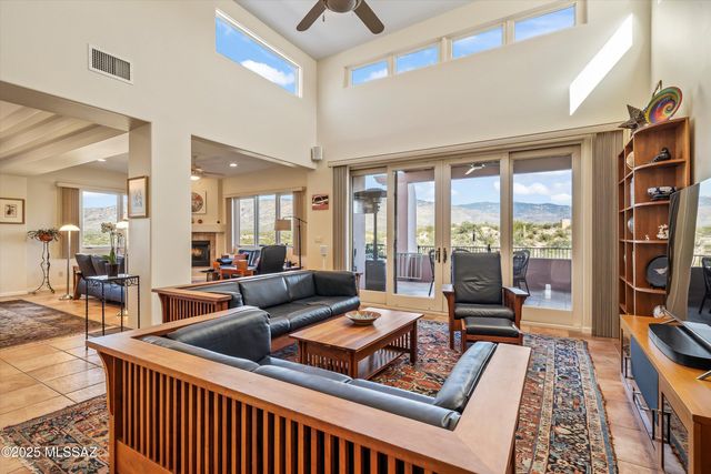 7615 S Galileo Lane, Tucson, AZ 85747