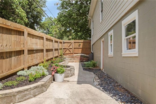 1419 Everhart Street SW, Atlanta, GA 30310