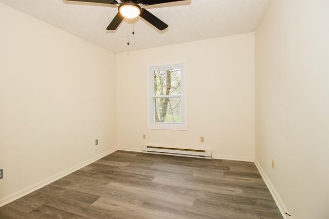 101 SHARP HILL LN, Hinton, VA 22831