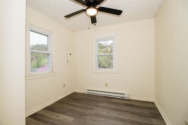 101 SHARP HILL LN, Hinton, VA 22831