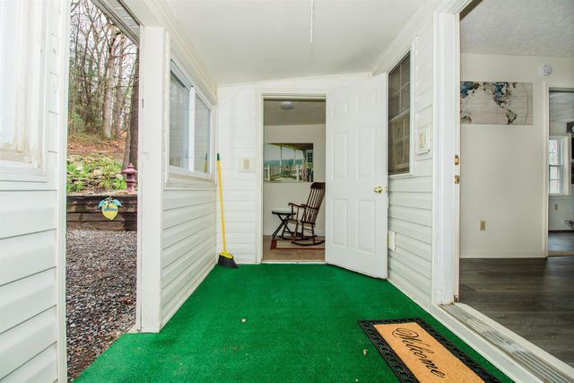 101 SHARP HILL LN, Hinton, VA 22831