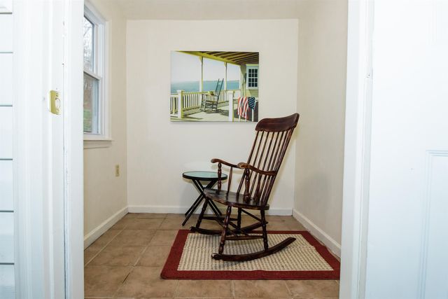 101 SHARP HILL LN, Hinton, VA 22831