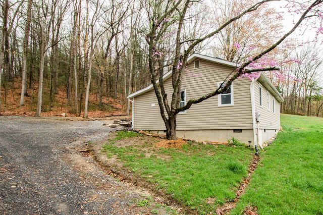101 SHARP HILL LN, Hinton, VA 22831