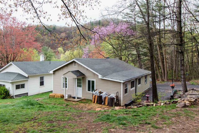 101 SHARP HILL LN, Hinton, VA 22831