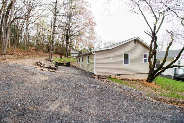 101 SHARP HILL LN, Hinton, VA 22831