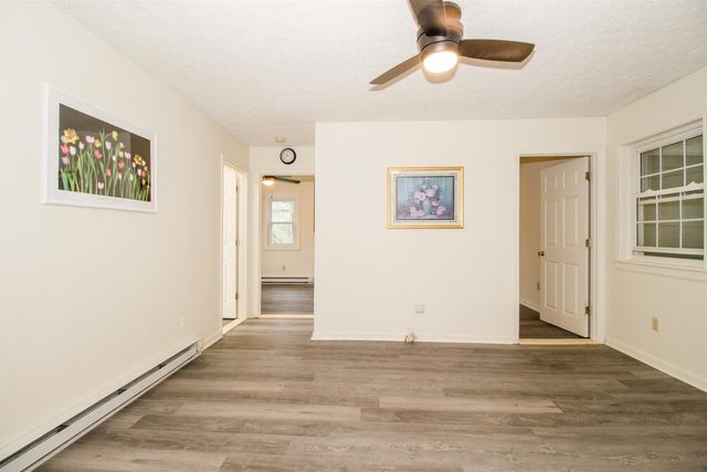 101 SHARP HILL LN, Hinton, VA 22831