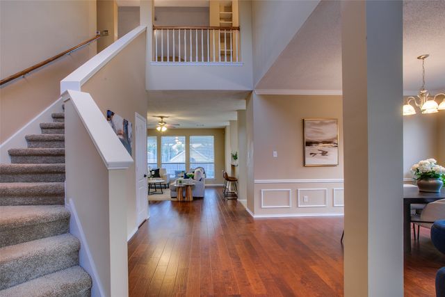 702 Turnstone Drive, Arlington, TX 76018