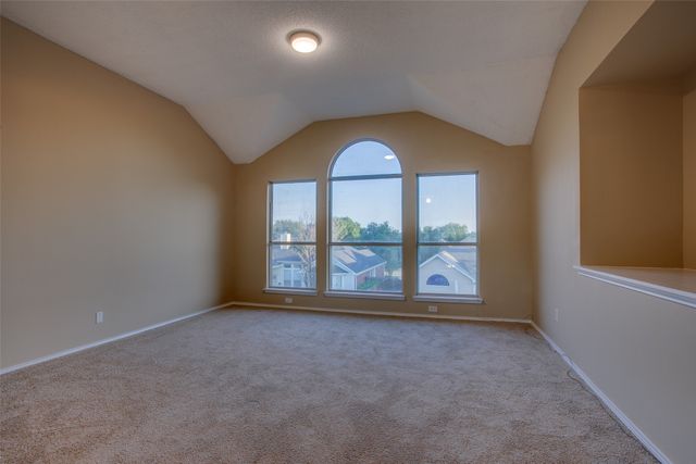 702 Turnstone Drive, Arlington, TX 76018