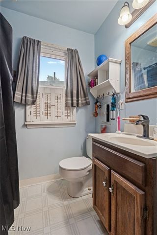 6701 Pelham Drive, Parma, OH 44129