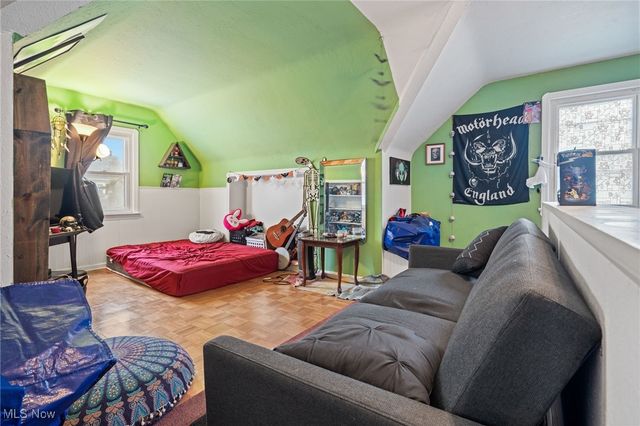 6701 Pelham Drive, Parma, OH 44129