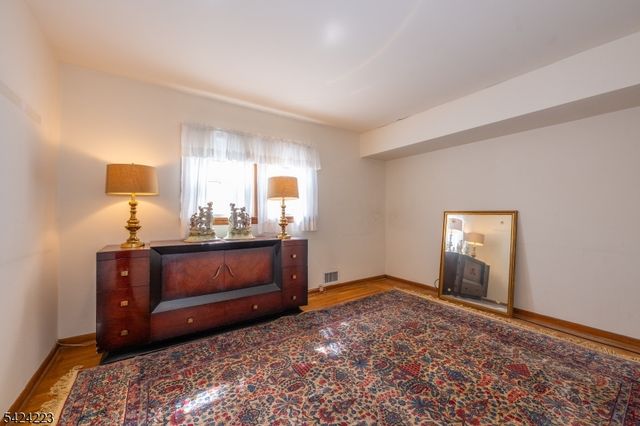 293 Maitland Ave, Paterson City, NJ 07502