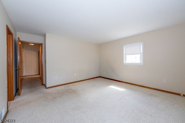 293 Maitland Ave, Paterson City, NJ 07502