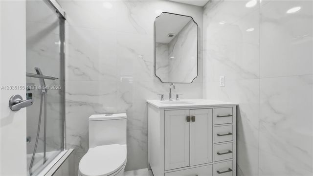 3001 S Ocean Dr 1415, Hollywood, FL 33019
