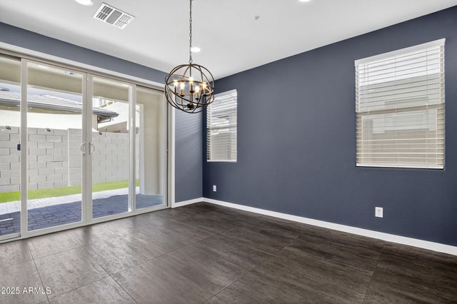 2350 W GLORIA Lane, Phoenix, AZ 85085