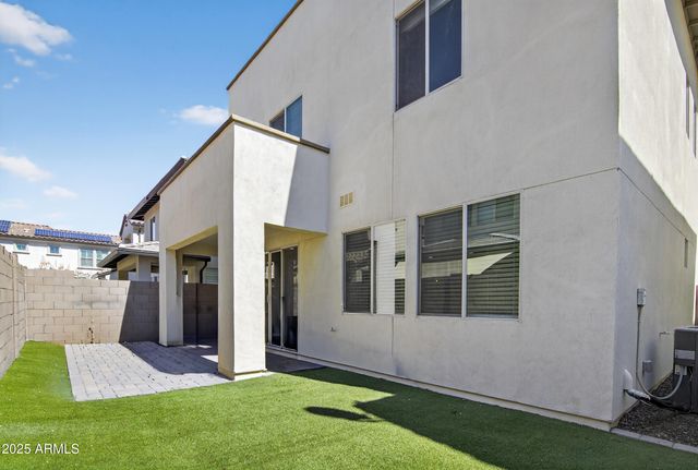 2350 W GLORIA Lane, Phoenix, AZ 85085