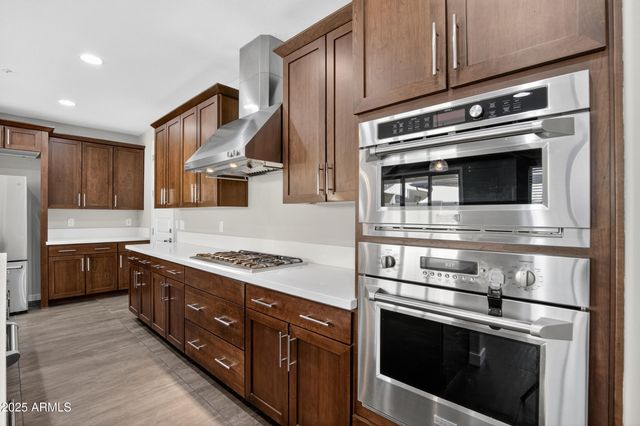 2350 W GLORIA Lane, Phoenix, AZ 85085