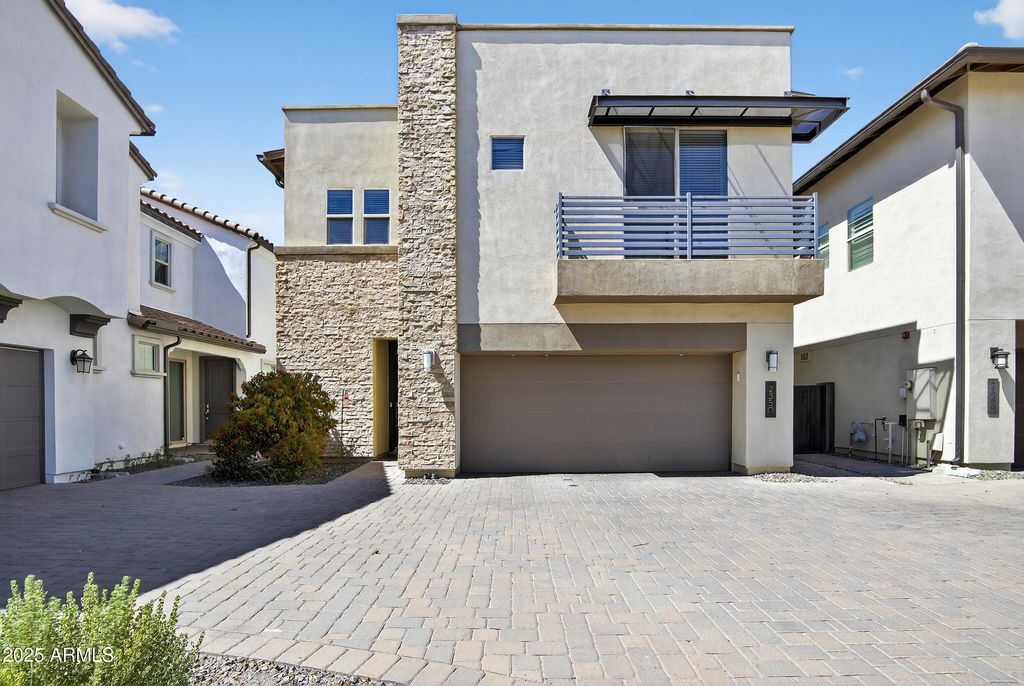 2350 W GLORIA Lane, Phoenix, AZ 85085